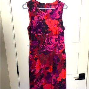 Sleeveless floral Lands End sheath sz 8 Tall